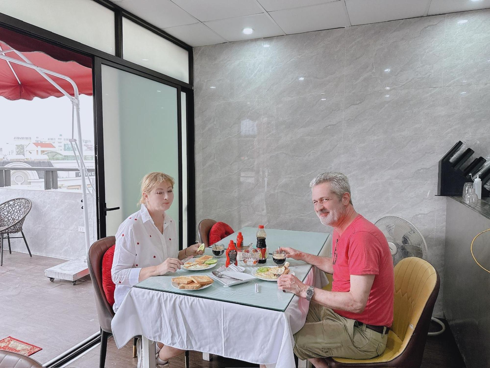 Golden Rose Premium Hotel Hanoi Bagian luar foto