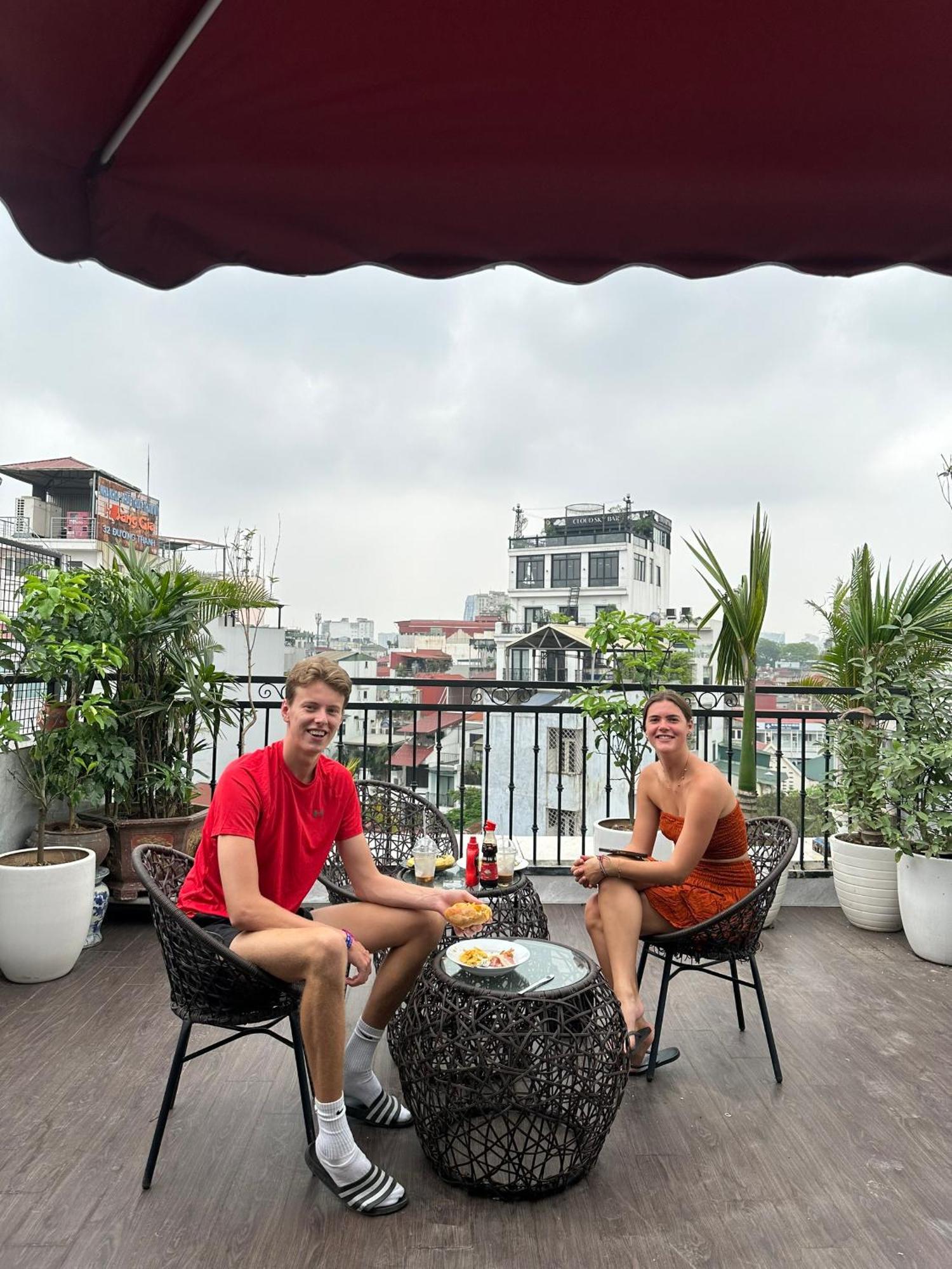 Golden Rose Premium Hotel Hanoi Bagian luar foto
