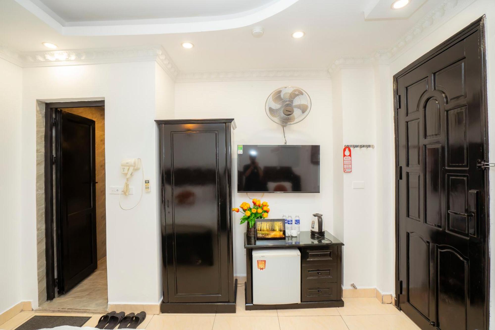 Golden Rose Premium Hotel Hanoi Bagian luar foto